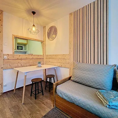 P'tiot Chamois Chamonix, Parking Apartment