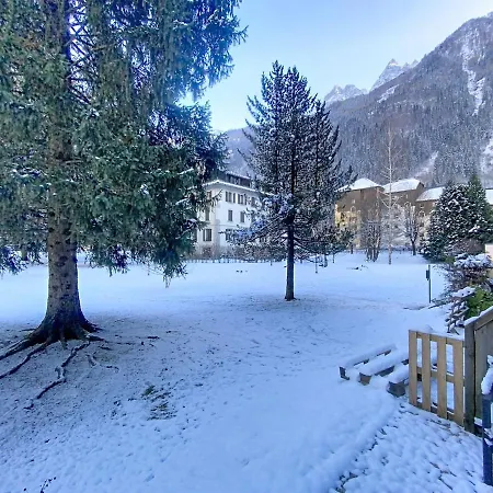 Apartament P'tiot Chamois Chamonix, Parking Chamonix