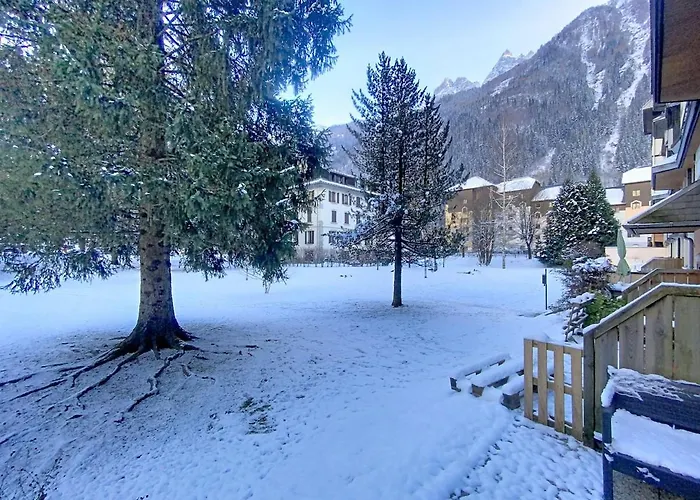 Апартаменты P'tiot Chamois Chamonix, Parking Шамони